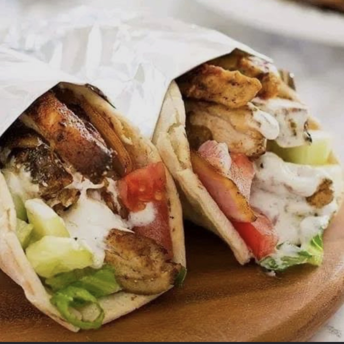 Mini Shawarma Served With Tea