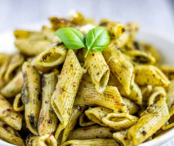 Basil Pesto Penne (vegetarian)