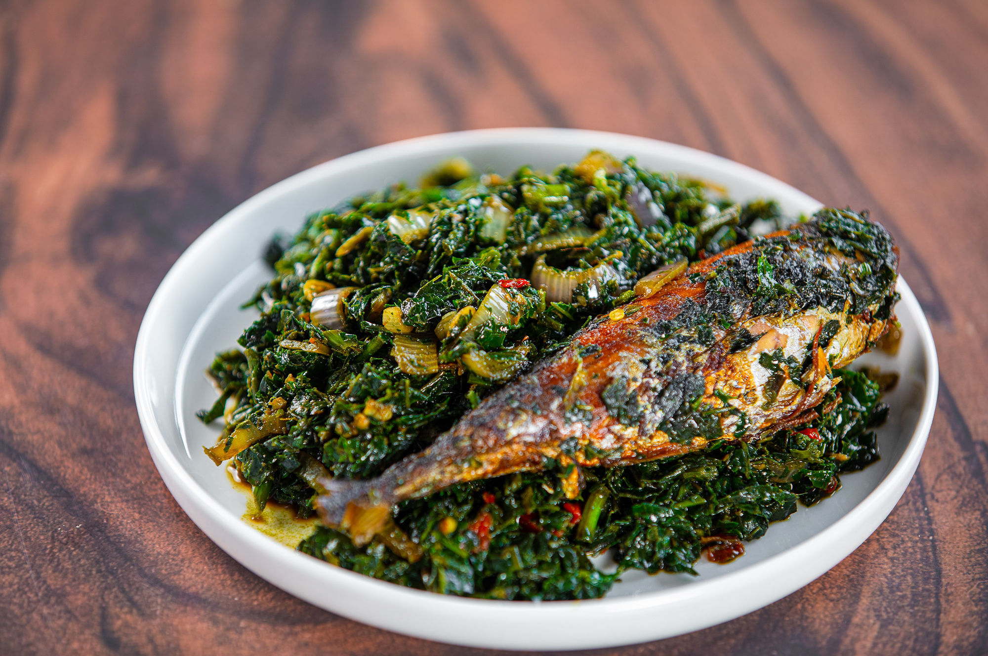 Green Veggies Sauce with 1 Fish