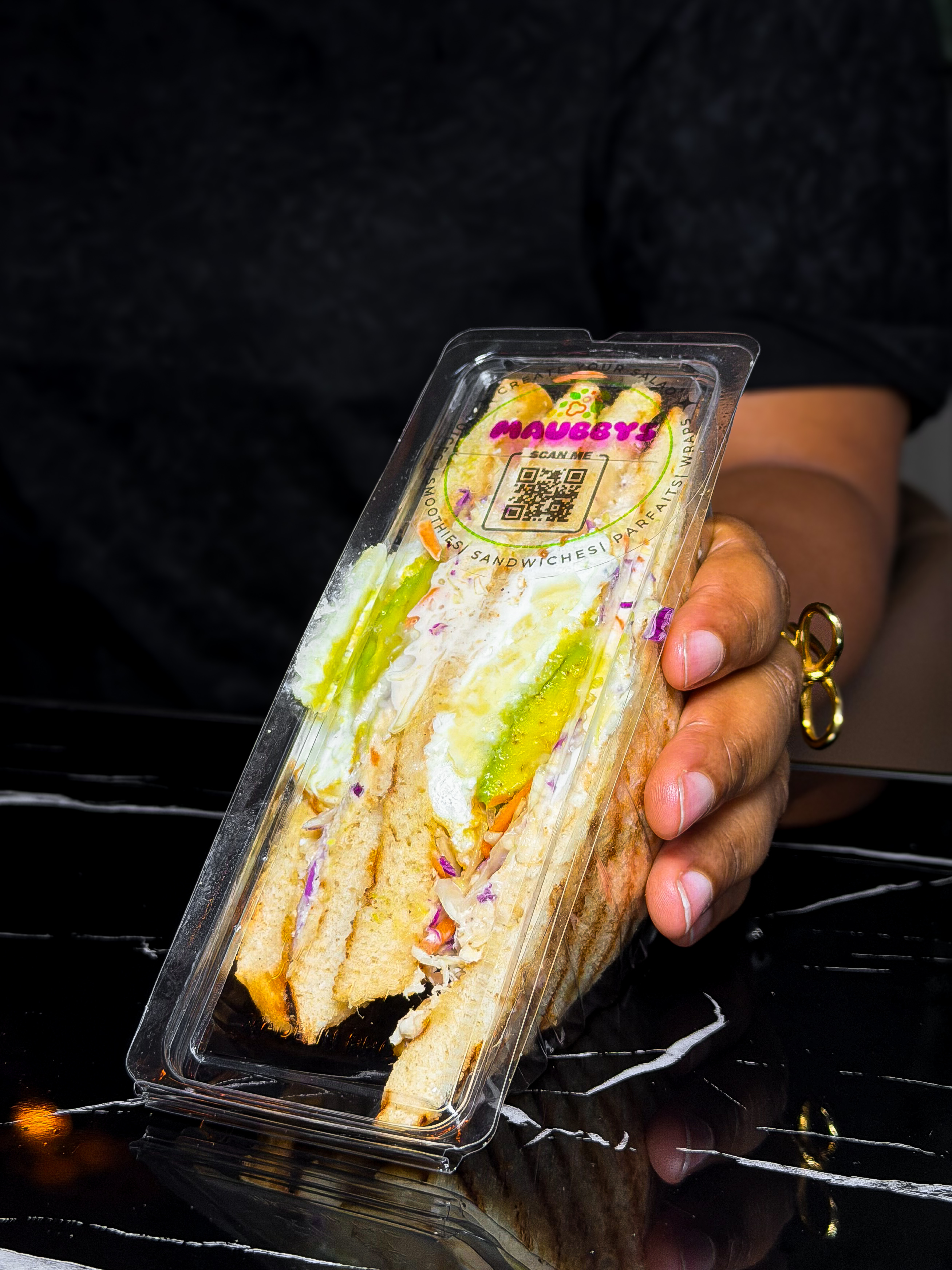 WHITE CHICKEN SANDWICH