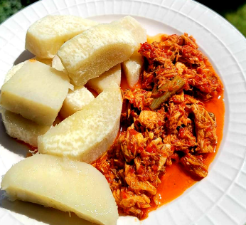 Boiled Yam with Fish Sauce