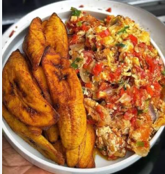 Long Fried Plantain with Egg Sauce
