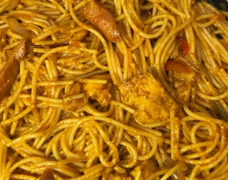 Beef shredded pasta with plantain, boiled egg and soft drink