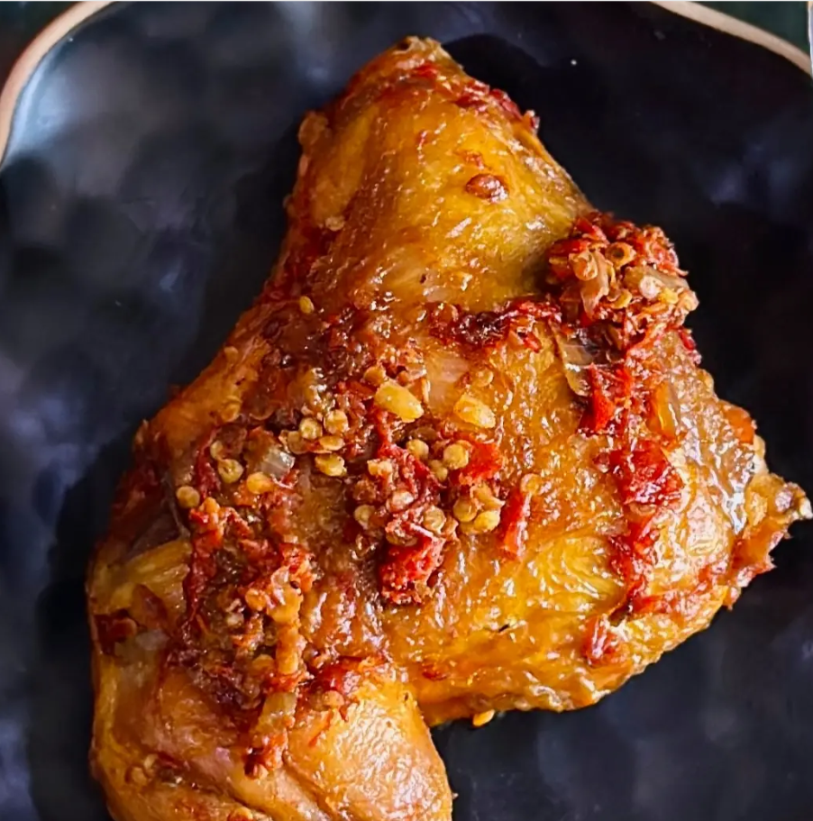 Mega Chicken (Cut 4)