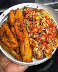 Fried Plantain & Egg Sauce