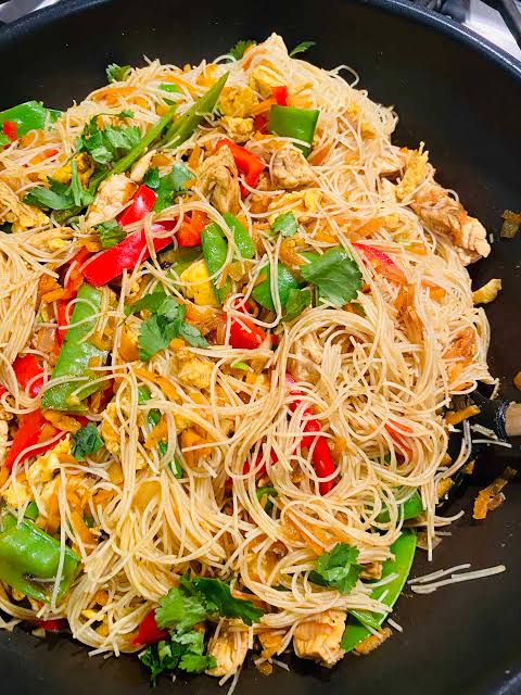 Deluxe Singapore Noodles